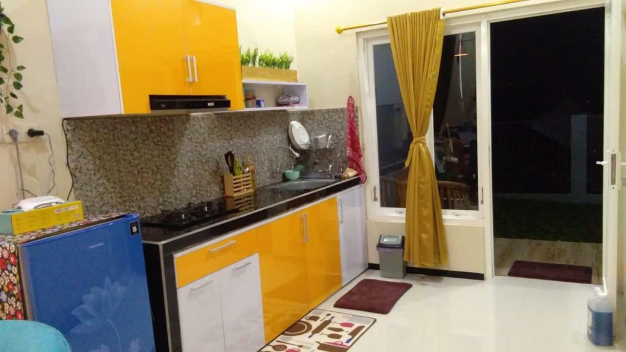 Homestay Wahyudi 1 Syariah Tlekung Kültér fotó