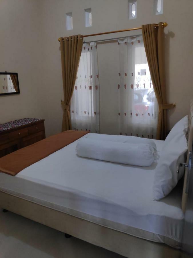 Homestay Wahyudi 1 Syariah Tlekung Kültér fotó